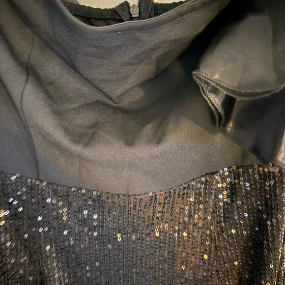 SHEIN Sequin formal gown with puff sleeve - Picture 3 of 5